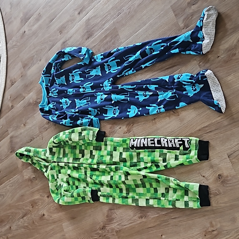 One piece pajamas